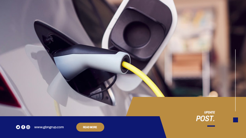 Digitalisasi-Layanan-Industri-Otomotif-dan-Properti